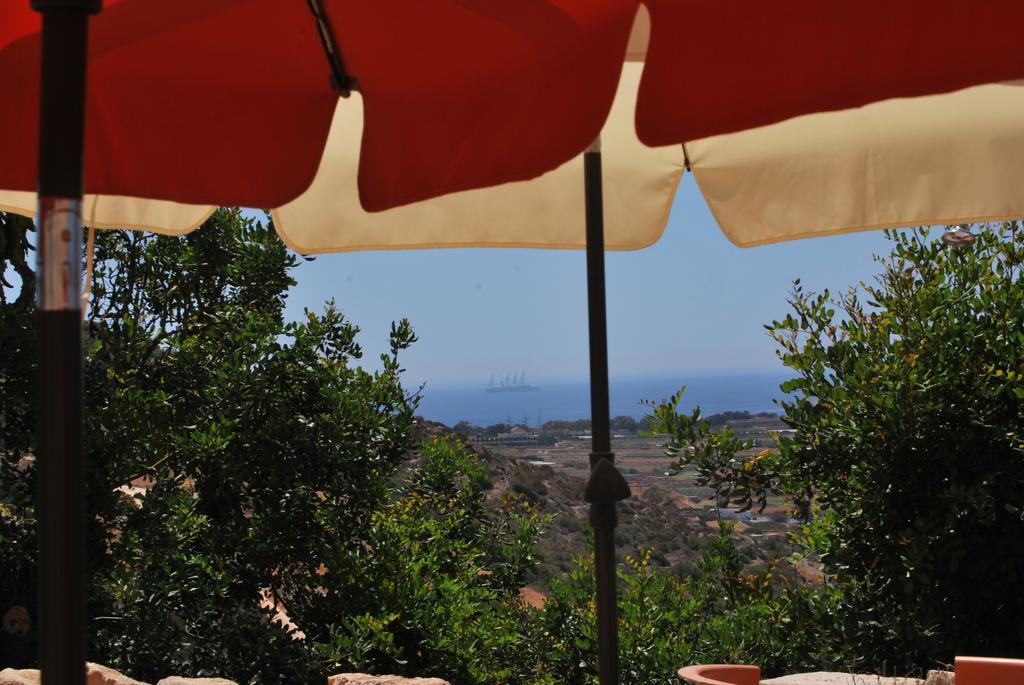 Secco'S Seaview Accommodation L-Imgarr Exterior photo